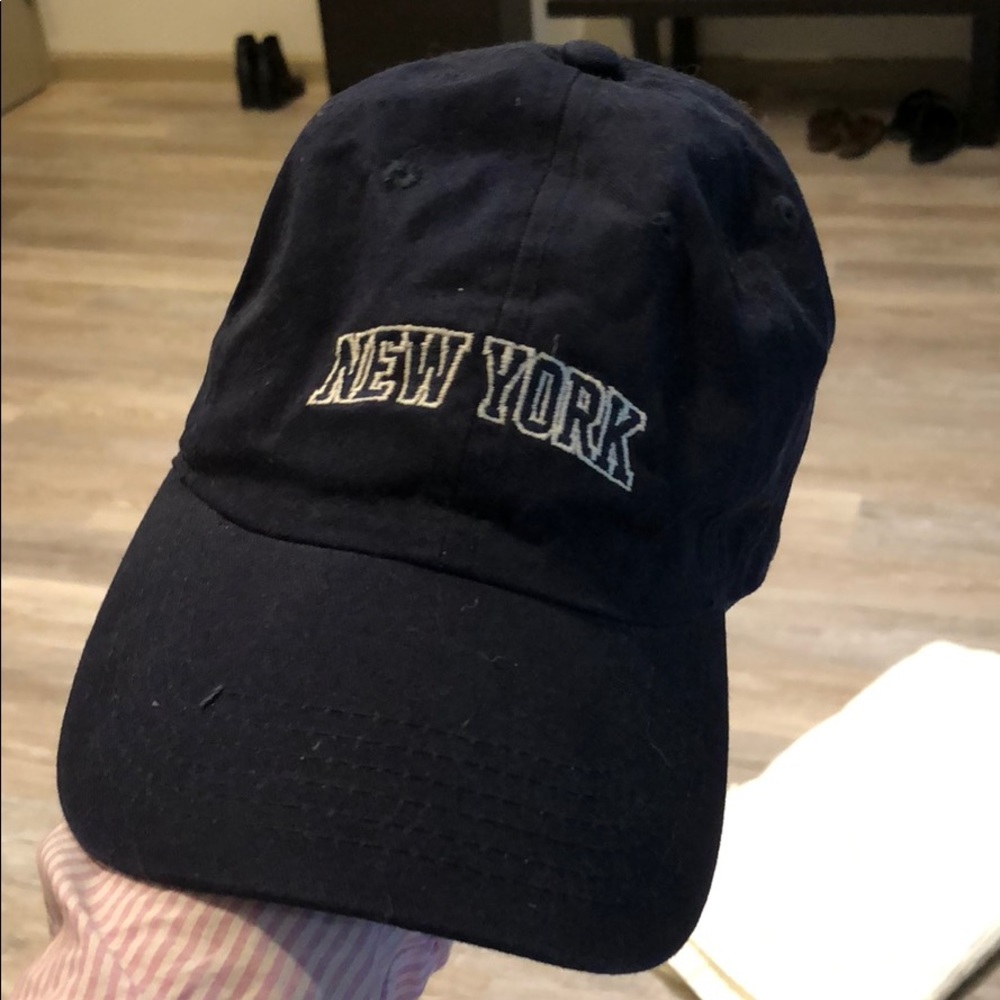 Brandy Melville NY hat